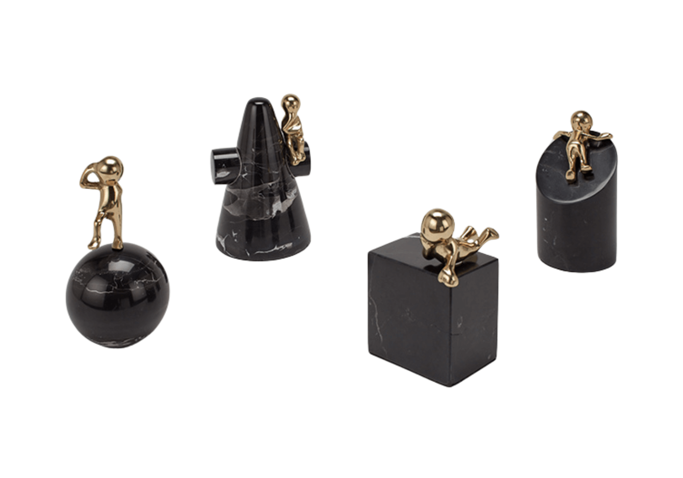 Figura de Latón Color Dorado en Base de Mármol Negro