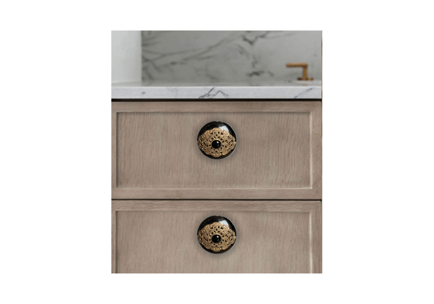 Jaladera Mediana Circular Negra con Dorado