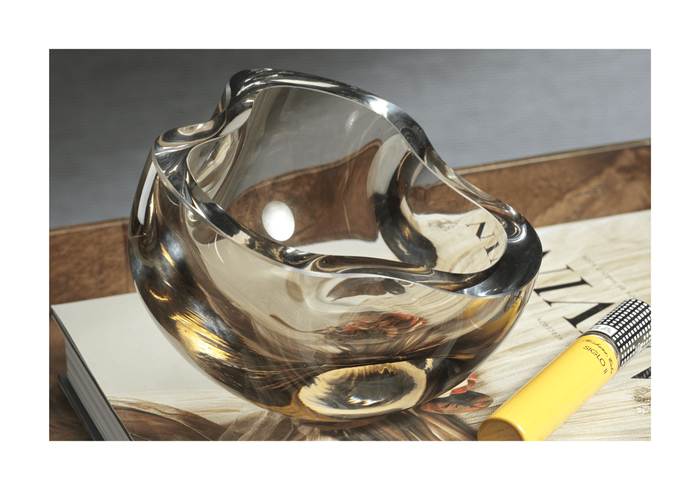 Bowl Ondulado de Cristal Gris Taupe