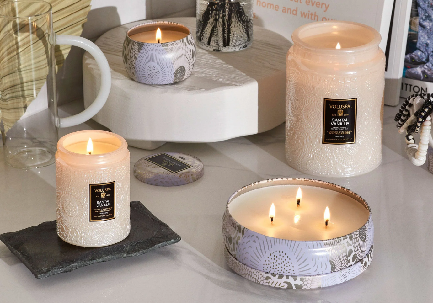 Vela Aromatica Voluspa Santal Vainille 4 Oz - Simone