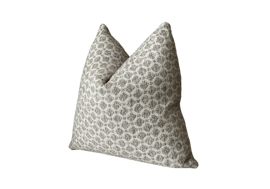 Cojín Plaza Taupe Hueso 57 x 57