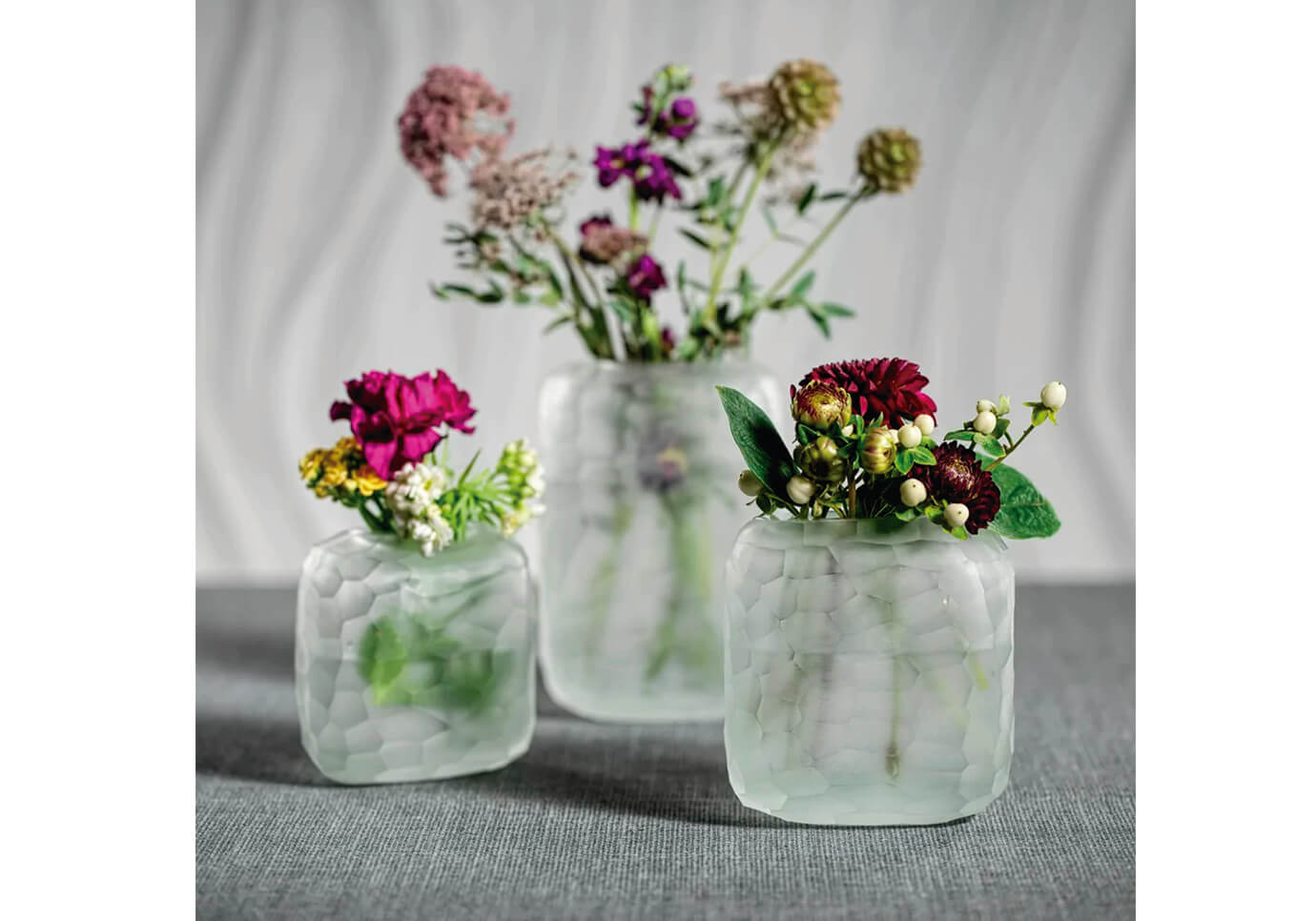 Florero Vidrio Opaco Rectangular Huellas