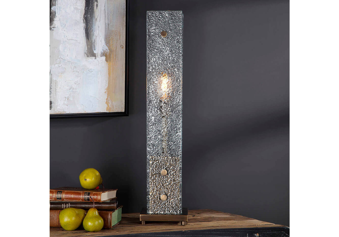 Lampara de Vidrio Texturizado con Base de Metal Dorada