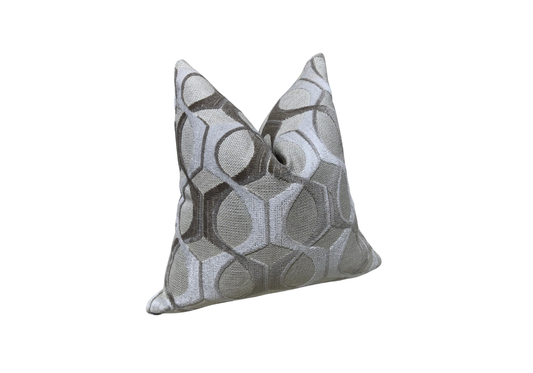 Cojín Tridimensional 55 x 55 - Simone