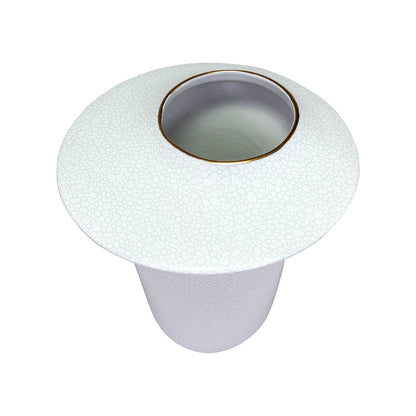 Florero de Porcelana Blanco Texturada de Bolitas con Filo Dorado
