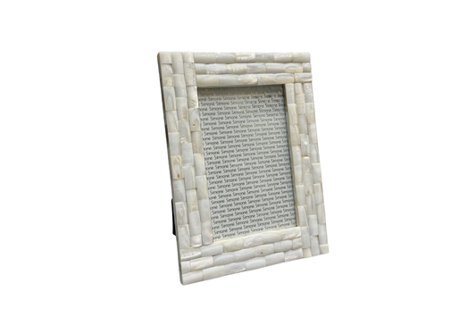 Portarretrato de Concha Beige con Rectangulos - Simone