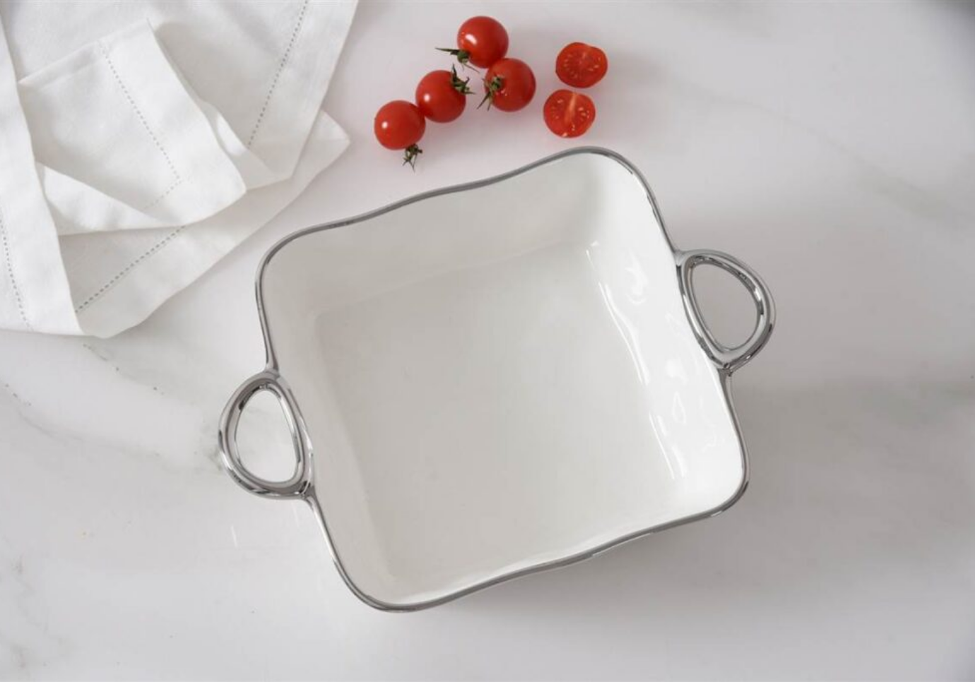 Pyrex de Porcelana Cuadrado con Filo Plateado