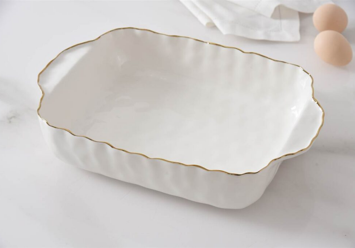 Pyrex de Porcelana Rectangular con Filo Dorado