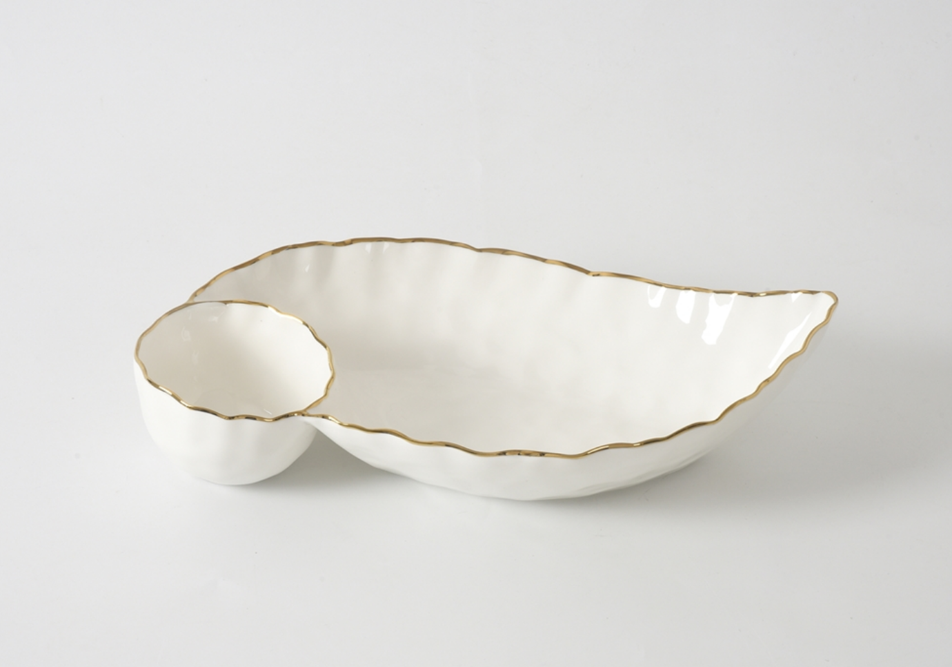 Botanero con Dip de Ceramica con filo dorado
