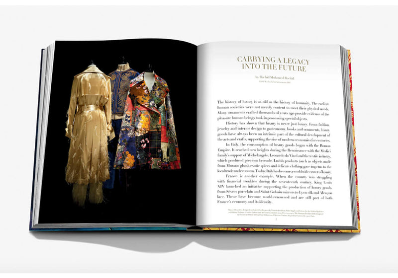 Libro Golden Opulence, 500 Years or Luxuriant Style