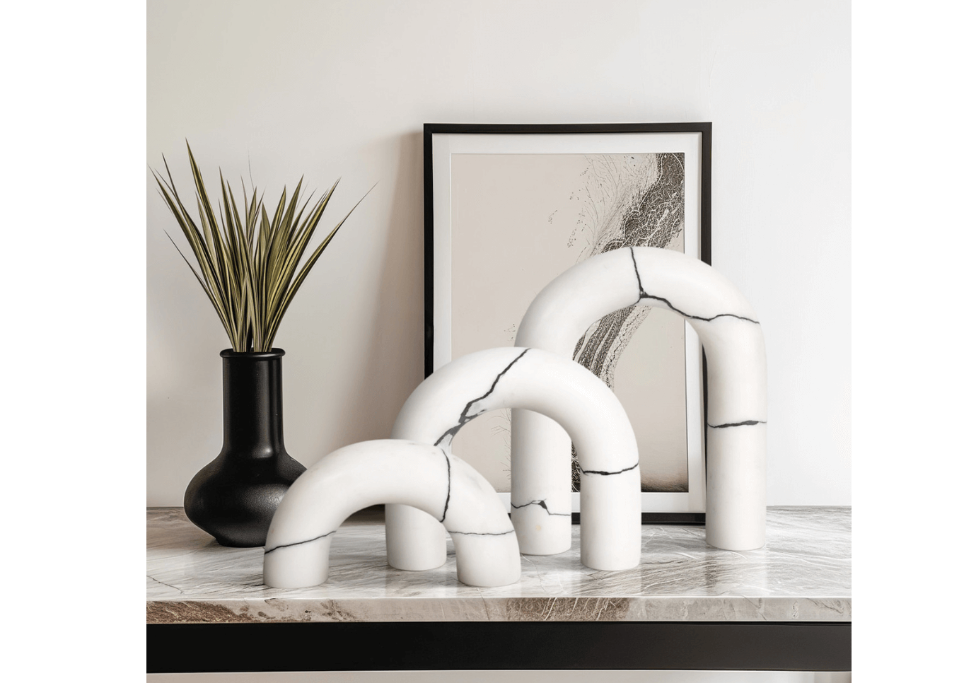Set de 3 Esculturas de Mármol Blanco en Forma de Arco