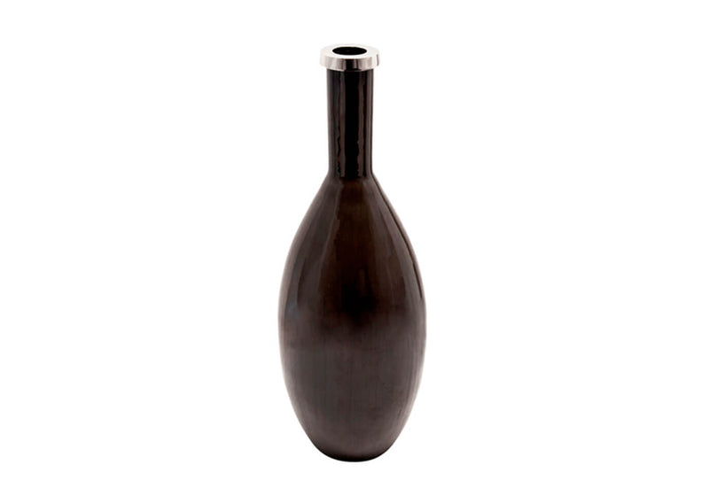 Florero de Vidrio Café Obscuro de Cuello Largo y Aro Metálico 58 cm