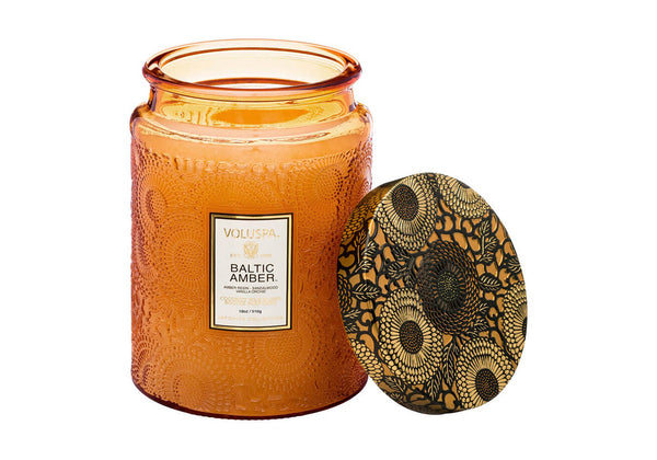 Vela Aromática Voluspa Baltic Amber Envase de Vidrio 18 Oz