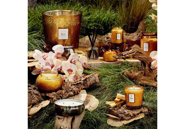 Vela Aromática Voluspa Baltic Amber Envase Vidrio 3.2 Oz.